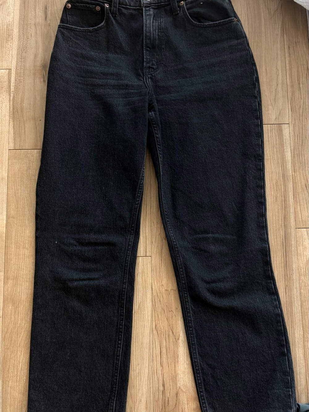 Abercrombie Curve Love The 90s Straight Ultra High Rise Jeans
